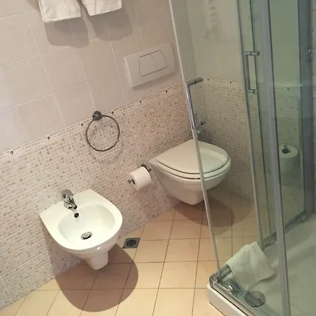 Excelsior מלון 3*