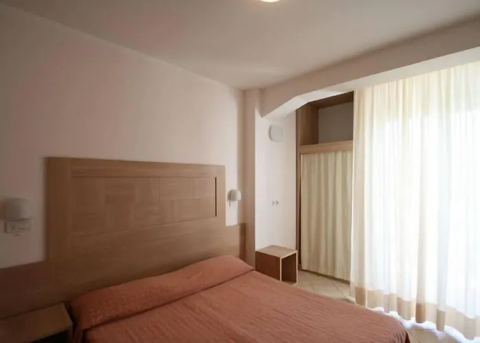 Excelsior Hotel 3*